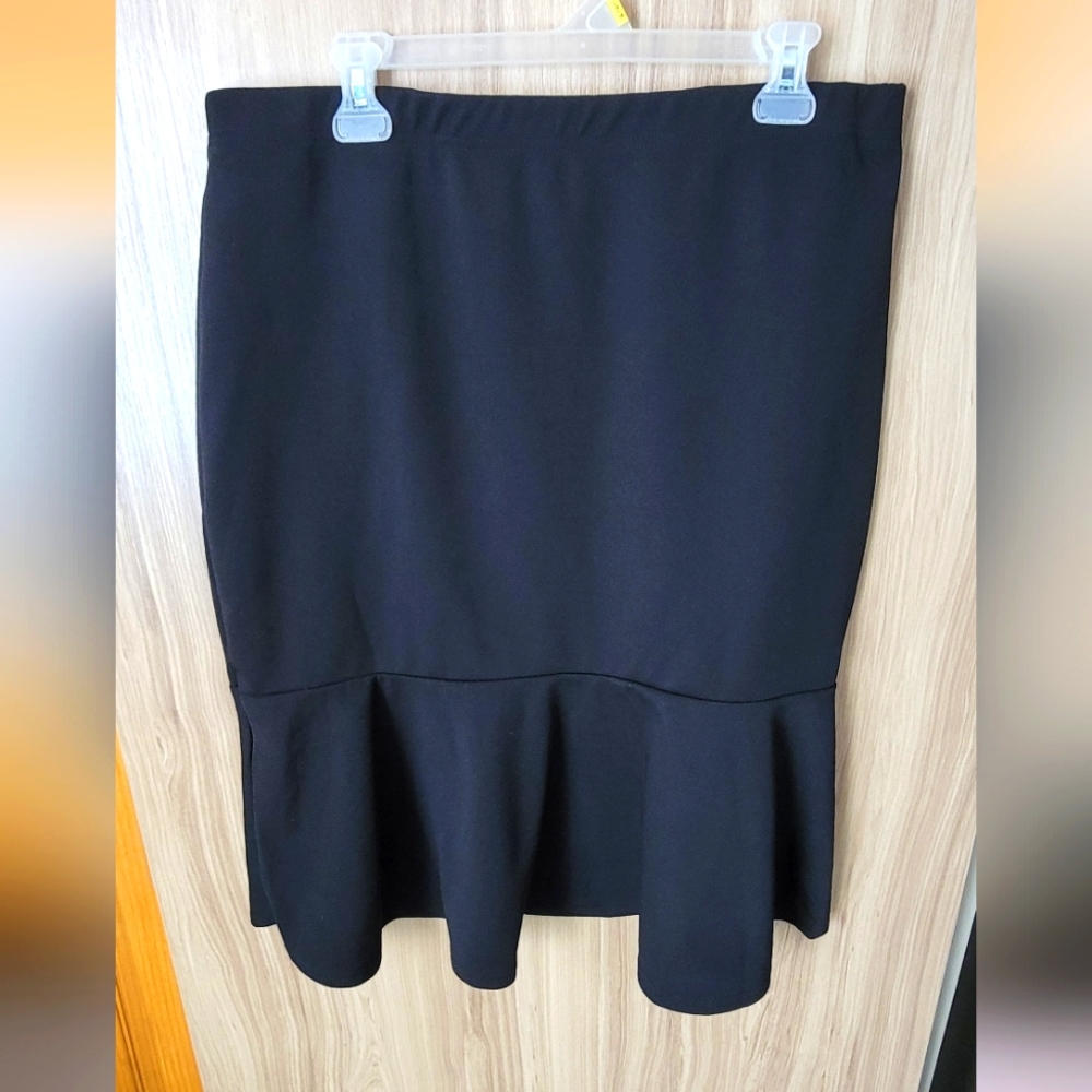 Black skirt